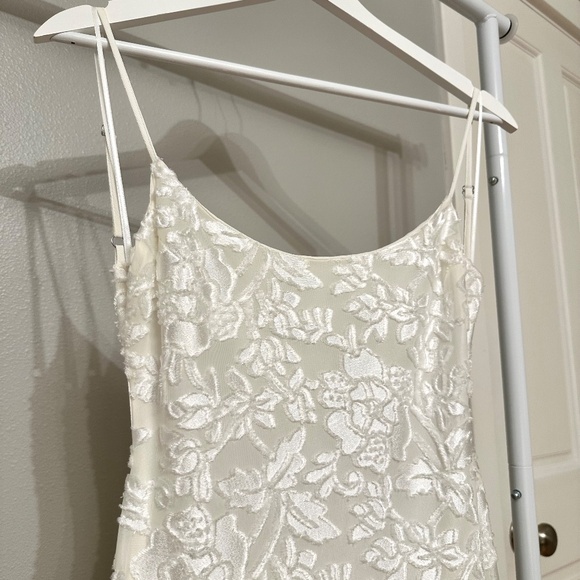 Reformation Sorin Dress Ivory - Size 2 - Picture 5 of 9